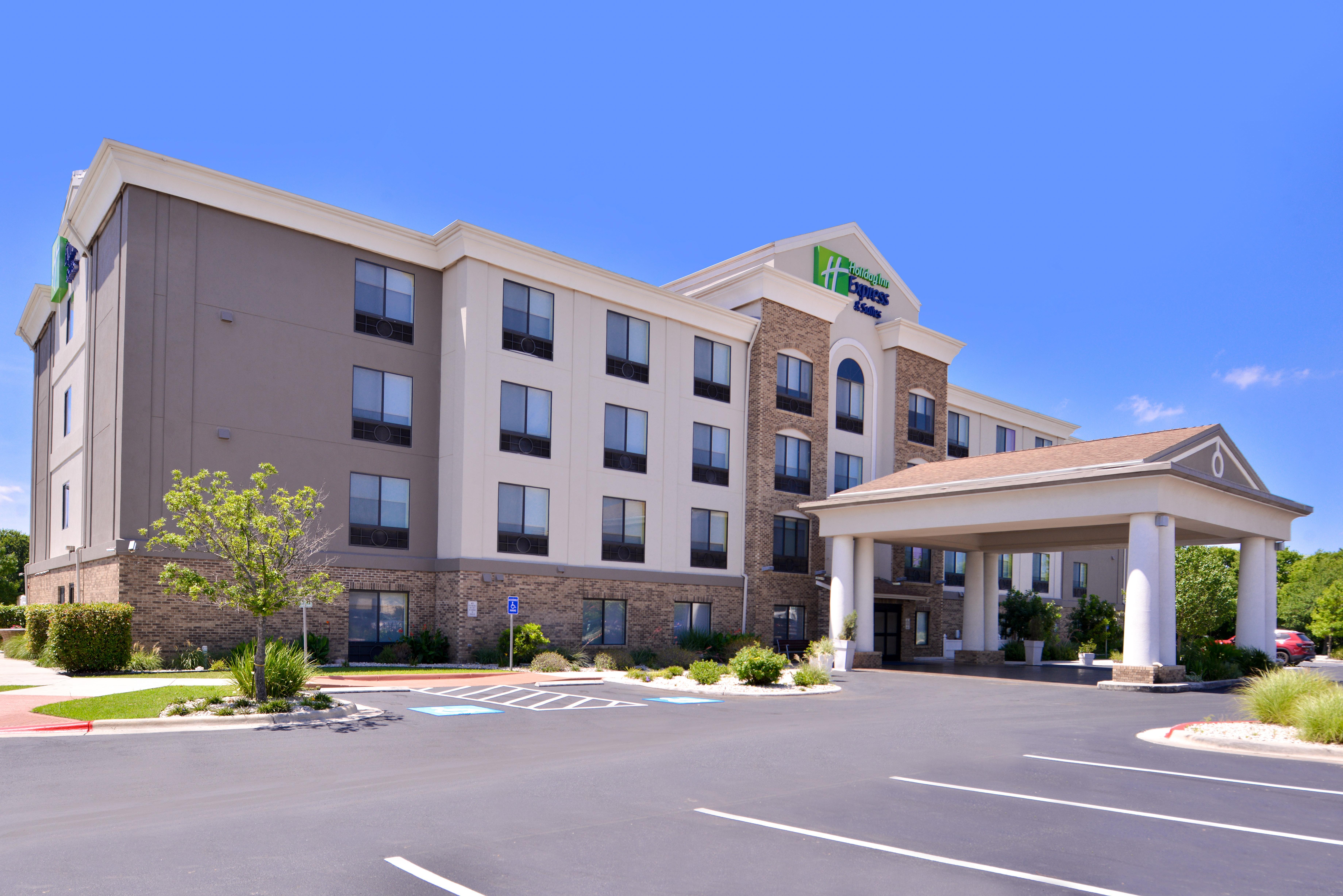 Holiday Inn Express & Suites Selma By Ihg Экстерьер фото