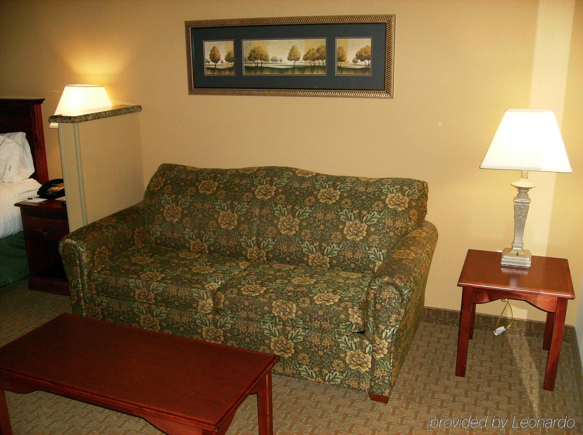 Holiday Inn Express & Suites Selma By Ihg Экстерьер фото
